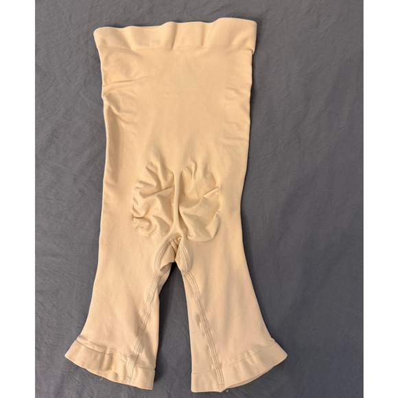 NWT SKIMS Seamless Sculpt High Waisted Above The Knee Short XS - Picture 3 of 6